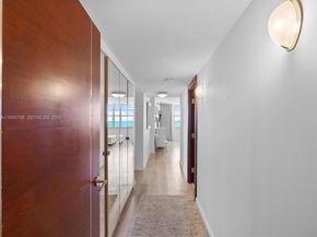 5660 Collins Ave 18A, Miami Beach FL 33140