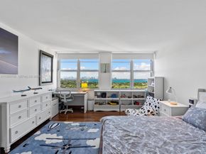 5660 Collins Ave 18A, Miami Beach FL 33140