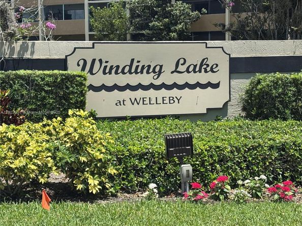 10006 Winding Lake Rd 102, Sunrise FL 33351