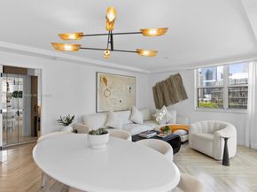 770 Claughton Island Dr 701, Miami FL 33131