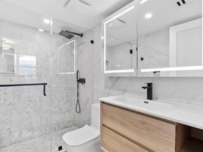 770 Claughton Island Dr 701, Miami FL 33131