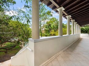 4191 Lybyer Ave, Miami FL 33133