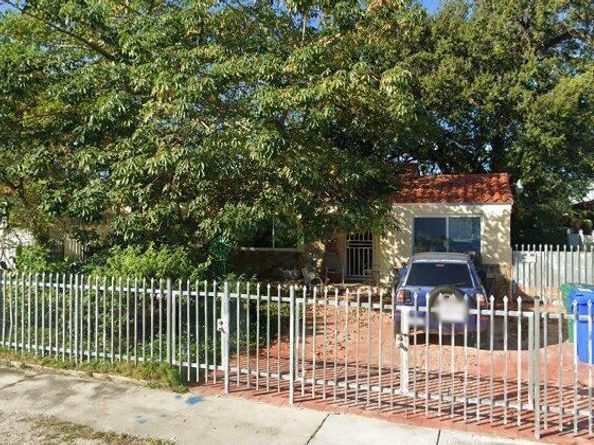 1030 NW 30th Ave, Miami FL 33125