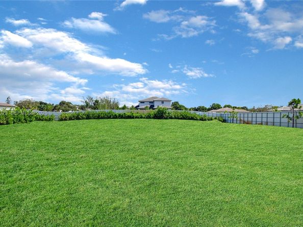 15846 SW 49th St, Southwest Ranches FL 33331