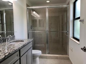 250 NW 33rd Ln, Pompano Beach FL 33069