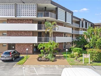 2901 NW 46th Ave