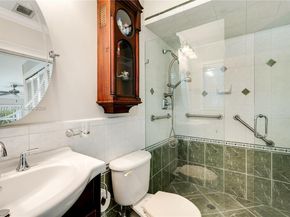 9830 SW 69th Ave, Pinecrest FL 33156