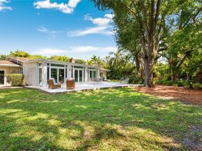 9830 SW 69th Ave, Pinecrest FL 33156