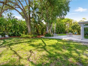 9830 SW 69th Ave, Pinecrest FL 33156