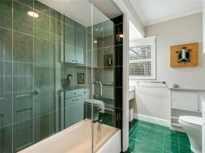9830 SW 69th Ave, Pinecrest FL 33156