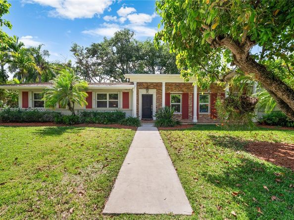 9830 SW 69th Ave, Pinecrest FL 33156