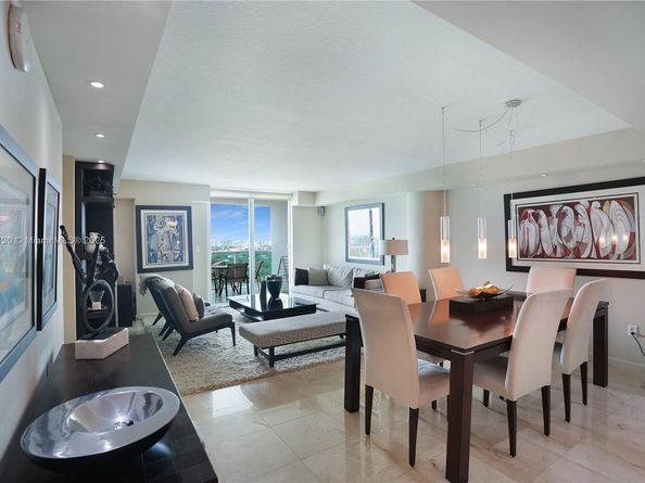 2101 Brickell Ave 1812, Miami FL 33129