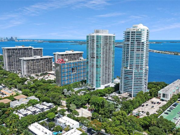2101 Brickell Ave 1812, Miami FL 33129