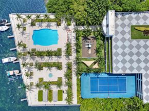 2101 Brickell Ave 1812, Miami FL 33129