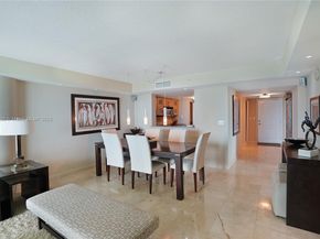 2101 Brickell Ave 1812, Miami FL 33129