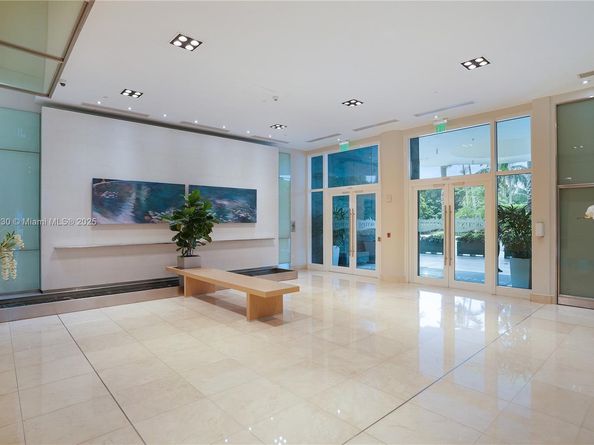 2101 Brickell Ave 1812, Miami FL 33129