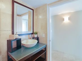 2101 Brickell Ave 1812, Miami FL 33129