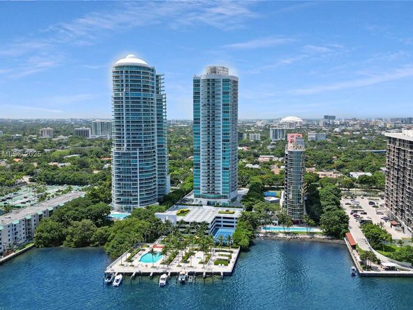 2101 Brickell Ave 1812, Miami FL 33129