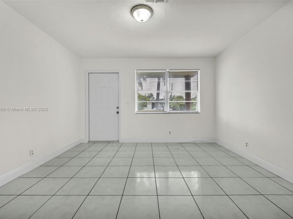 451 SW 28th Ave, Fort Lauderdale FL 33312