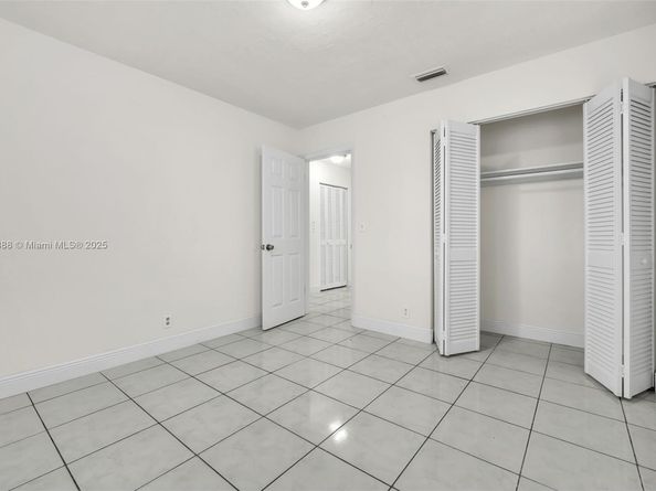 451 SW 28th Ave, Fort Lauderdale FL 33312