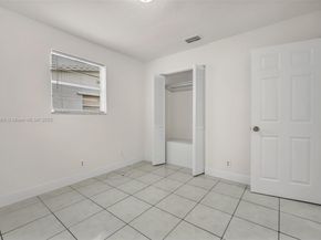 451 SW 28th Ave, Fort Lauderdale FL 33312