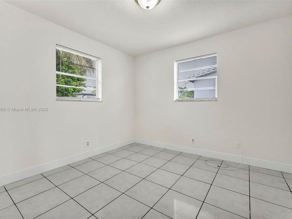 451 SW 28th Ave, Fort Lauderdale FL 33312