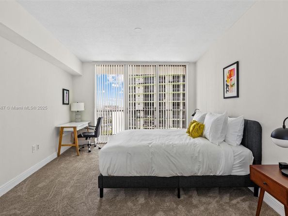 1750 N Bayshore Dr 1811, Miami FL 33132