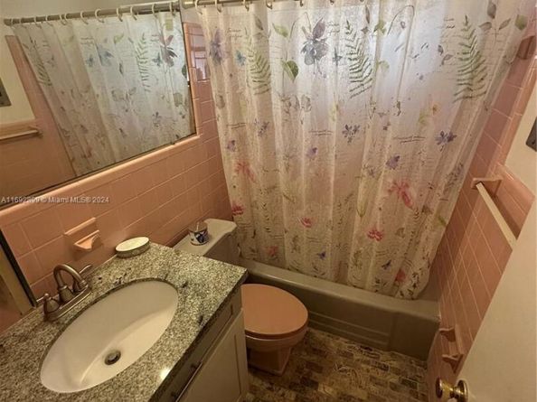 497 NW 47th Ct, Oakland Park FL 33309