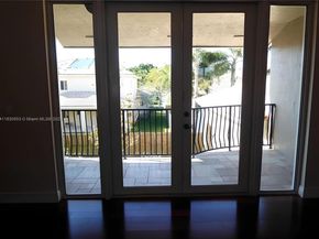 1927 SE 22nd Dr, Homestead FL 33035