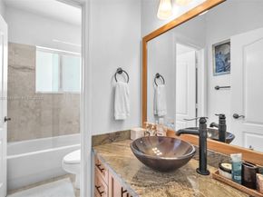 1927 SE 22nd Dr, Homestead FL 33035