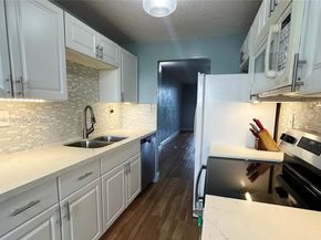 3121 NW 47th Ter 416, Lauderdale Lakes FL 33319