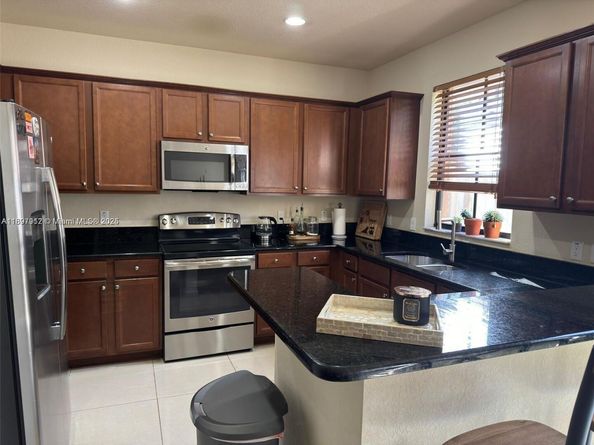 8437 Blue Cove Way, Parkland FL 33076