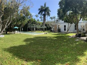 1000 NE 14th Ave 402, Hallandale Beach FL 33009