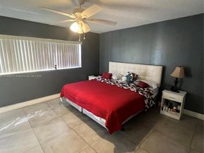 1000 NE 14th Ave 402, Hallandale Beach FL 33009