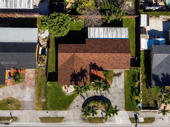 6525 SW 107th Ave, Miami FL 33173
