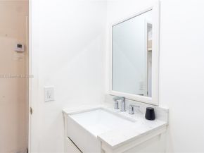 6525 SW 107th Ave, Miami FL 33173