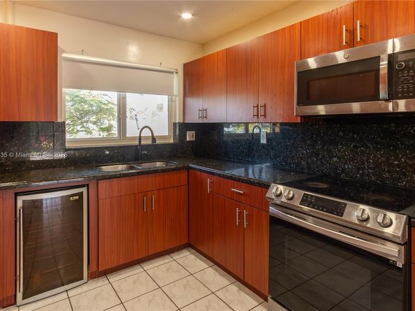 6525 SW 107th Ave, Miami FL 33173