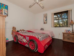 20015 NE 3rd Ct 6, Miami FL 33179