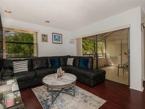 20015 NE 3rd Ct 6, Miami FL 33179