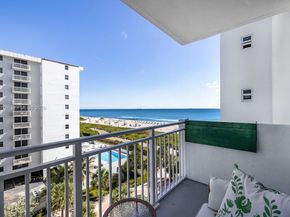 345 Ocean Dr 718, Miami Beach FL 33139