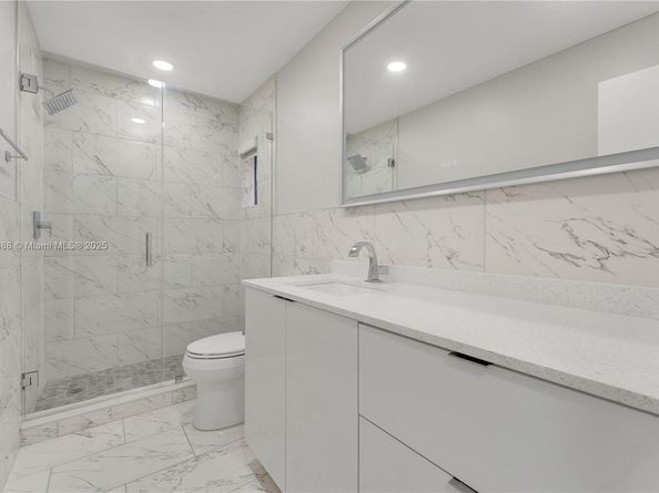 6281 NW 201st St, Hialeah FL 33015