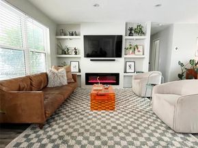 1059 Washington St, Hollywood FL 33019