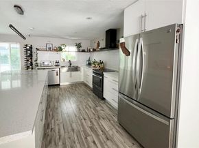 1059 Washington St, Hollywood FL 33019