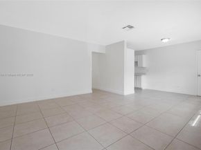 700 SW 67th Ave, Pembroke Pines FL 33023