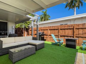 1230 Johnson St, Hollywood FL 33019