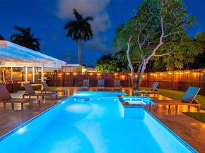 1230 Johnson St, Hollywood FL 33019