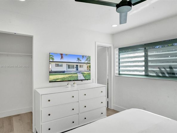 1230 Johnson St, Hollywood FL 33019