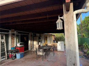 11420 SW 24th St, Miami FL 33165