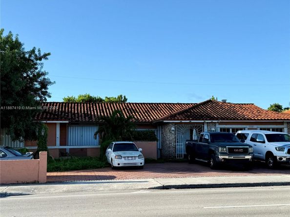 11420 SW 24th St, Miami FL 33165