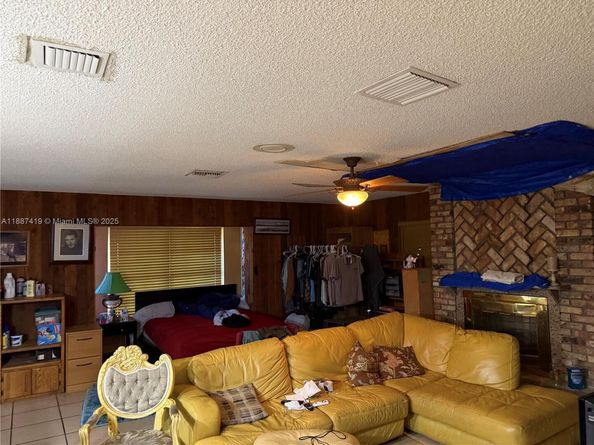 11420 SW 24th St, Miami FL 33165